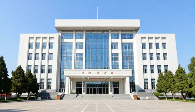 化工产品性能提升驱动行业转型与创新